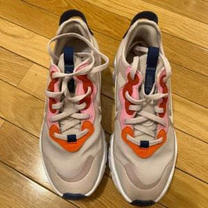 Nike react women’s sneaker.